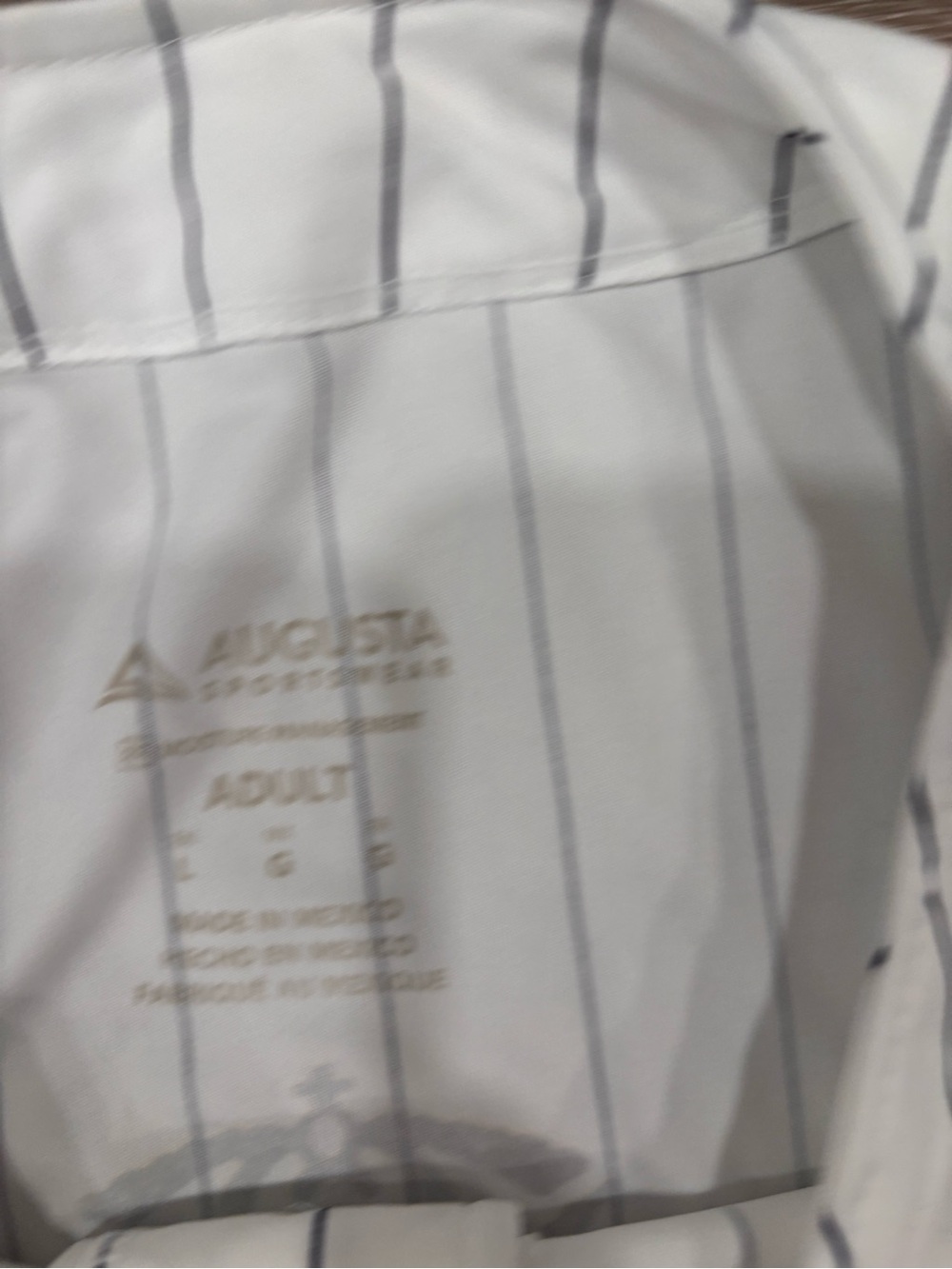 Corona Extra White Pinstripe Baseball Jersey
Shirt #25 Breweriana Cinco De Mayo - Picture 2 of 3